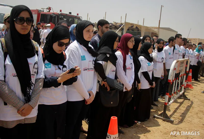 Mourners attend the second part of the funeral procession of Nobel prize-winning Egyptian-American chemist Ahmed Zewail at the Zewail City of Science and Technology in Cairo on August 7, 2016. Nobel prize-winning chemist...