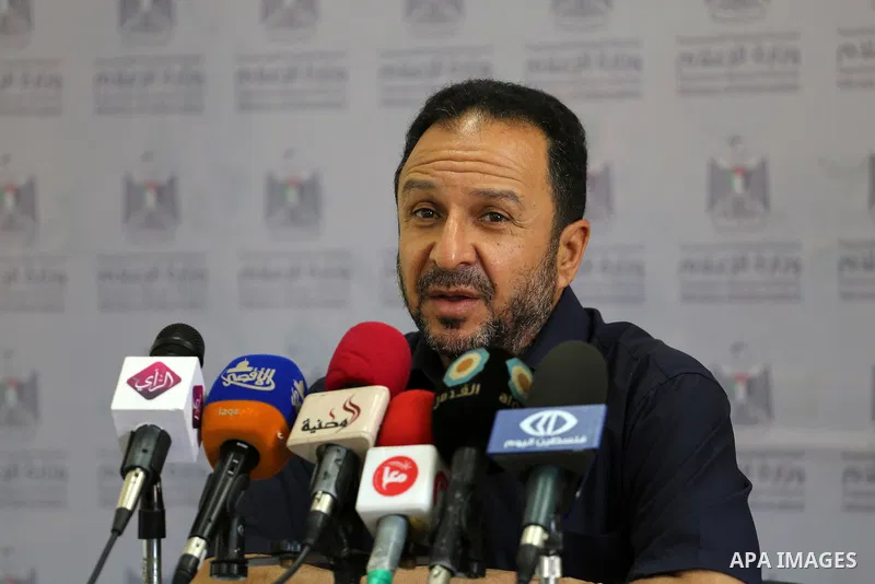 Palestinian Mayor of Gaza, Nizar Hijazi speaks during a press conference, in Gaza City on Aug 9, 2016. Photo by Mohammed Asad