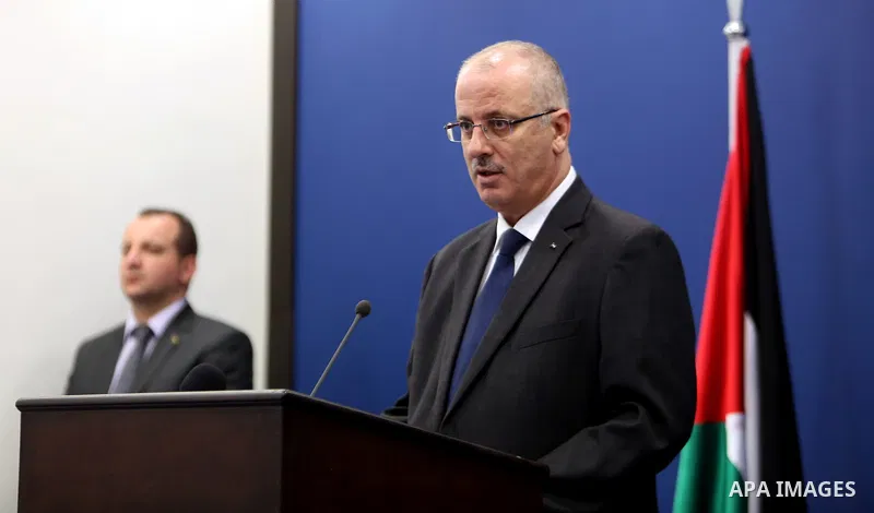 Palestinian Prime Minister, Rami Hamadallah,speaks during a press conference in the West Bank city of Ramallah, on Aug 10, 2016. Photo by Prime Minister Office