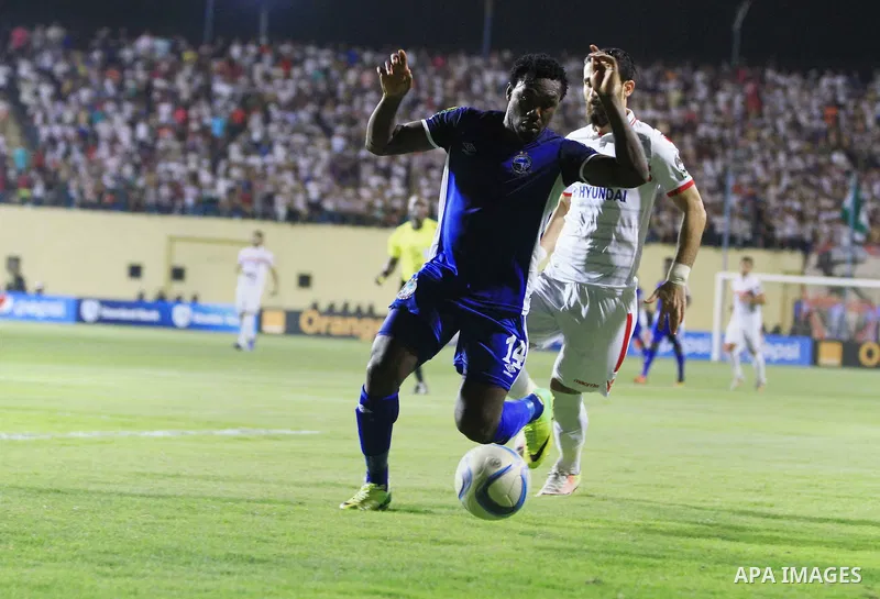 Al-Zamalek players v Nigeria's Enyimba compete during the Confederation of African Football (CAF) Champions League match at Petro Sport stadium in Cairo, August 15, 2016. Photo by Stringer
