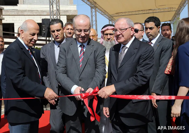 Palestinian Prime Minister, Rami Hamadallah, Inaugurates first phase of the countryside villas, in the West Bank city of Ramallh, on Aug 22, 2016. Photo by Prime Minister Office