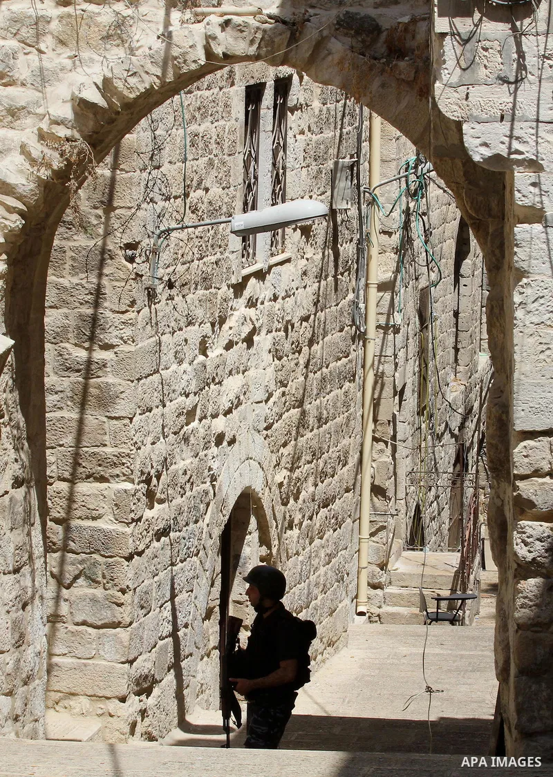 Members of the Palestinian security forces patrol in the West Bank city of Nablus on August 22, 2016 during ongoing clashes between the security forces and Palestinian gunmen. Palestinian security forces detained two Nab...