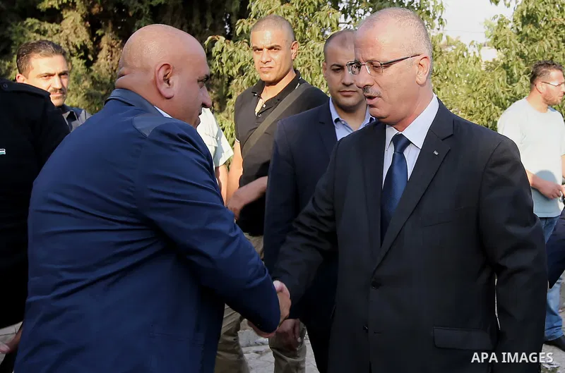 Palestinian Prime Minister, Rami Hamdallah, meets with Security establishment leaders, in the West Bank city of Nablus, on August 27, 2016. Photo by Prime Minister Office