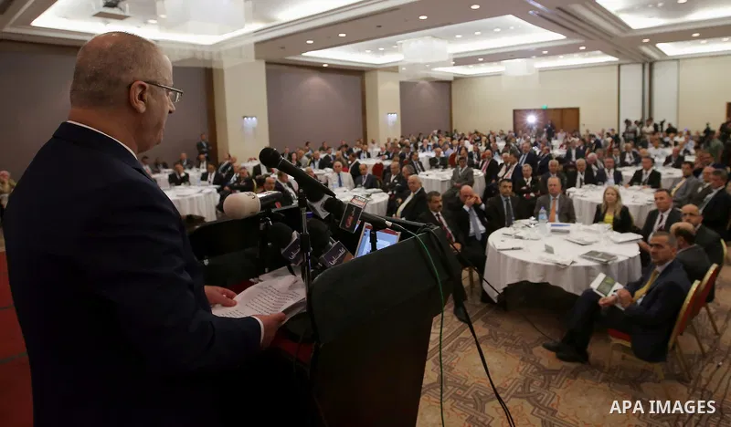Palestinian Prime Minister, Rami Hamadallah, attends Economic MAS conference 2016, in the West Bank city of Ramallah, on Aug 31, 2016. Photo by Prime Minister Office