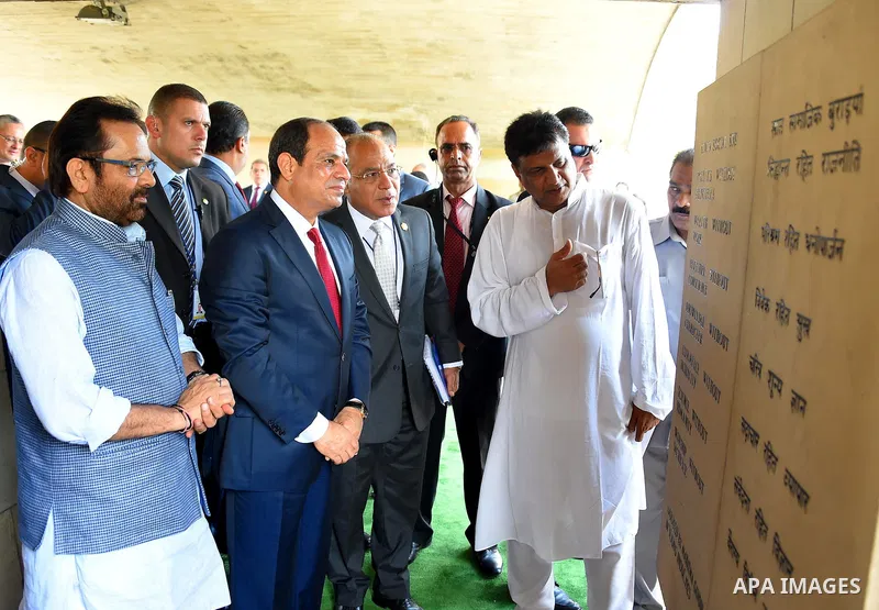 Egypt's President Abdel Fattah al-Sisi visits the tomb of Mahatma Gandhi in New Delhi on September 2, 2016. al-Sisi is on a three-day state visit in India. Photo by Egyptian President Office