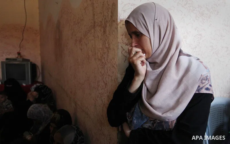 Relatives of Abdel-Rahman Al-Dabbagh, an 18-year-old Palestinian who was killed on Friday during a rock-throwing protest near the Gaza-Israel border, mourn during his funeral in central Gaza Strip September 10, 2016. Pho...