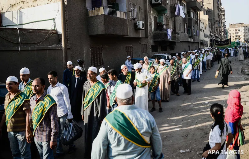 Egyptian Sufi Muslims practice ritualized Zikr (invocation) to celebrate the New Islamic Hijri year 1438 in front of al-Hussein mosque at Al-Azhar district in old Islamic Cairo, Egypt October 2, 2016. Photo by Amr Sayed