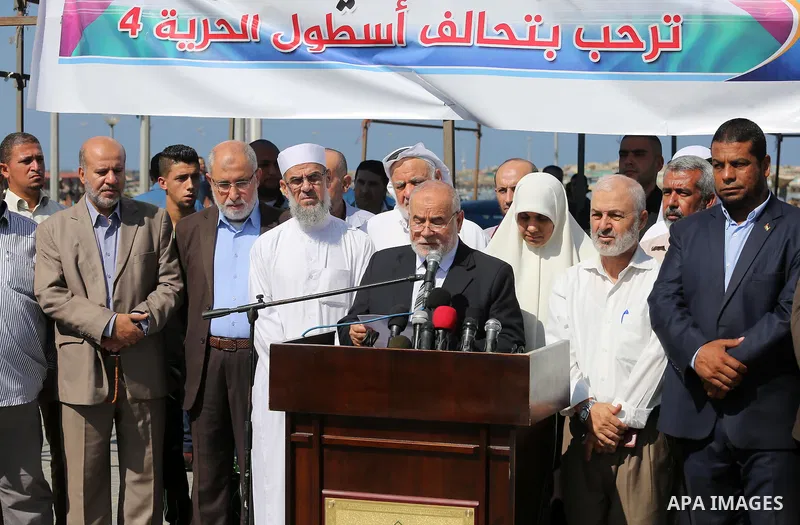 Deputy Speaker of the Legislative Council, Ahmed Bahar speaks during a press conference in the port of Gaza city, on October 6, 2016. Photo by Mohammed Asad