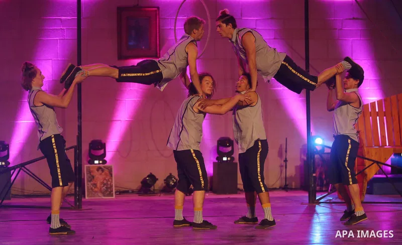 International and local artists, perform during the Palestine Circus Festival, in the West Bank city of Ramallah, on October 6, 2016. Photo by Shadi Hatem