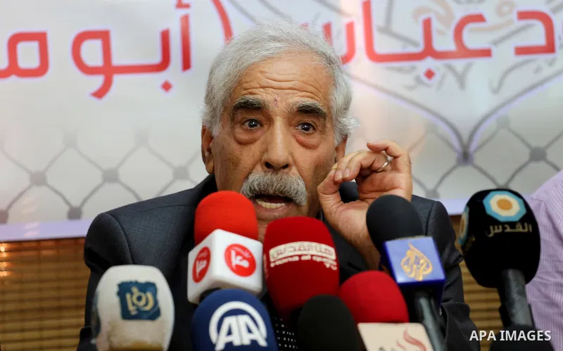 Palestinian Fatah leader, Ibrahim Abu al-Naja speaks during a press conference in Gaza city on October 16, 2016. Photo by Mohammed Asad