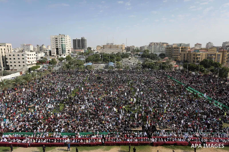 Palestinians attend a rally marking the 29th anniversary of the foundation of the Islamic Jihad movement in Gaza City October 21, 2016. Photo by Mohammed Asad
