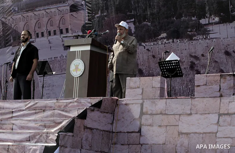 Senior Hamas leader Mahmoud al-Zahar gives a speech during a rally marking the 29th anniversary of the foundation of the Islamic Jihad movement in Gaza City October 21, 2016. Photo by Abed Rahim Khatib