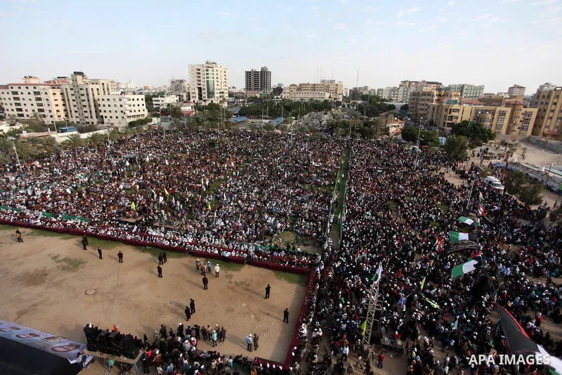 Palestinians attend a rally marking the 29th anniversary of the foundation of the Islamic Jihad movement in Gaza City October 21, 2016. Photo by Ashraf Amra