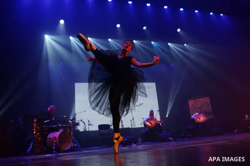 A Palestinian female ballerina performs during the longest marathon of art, organized by Le Trio Joubran which lasted for12 hours non-stop in the West Bank city of Ramallah, on Oct. 26, 2016. Samir Jubran said that the a...