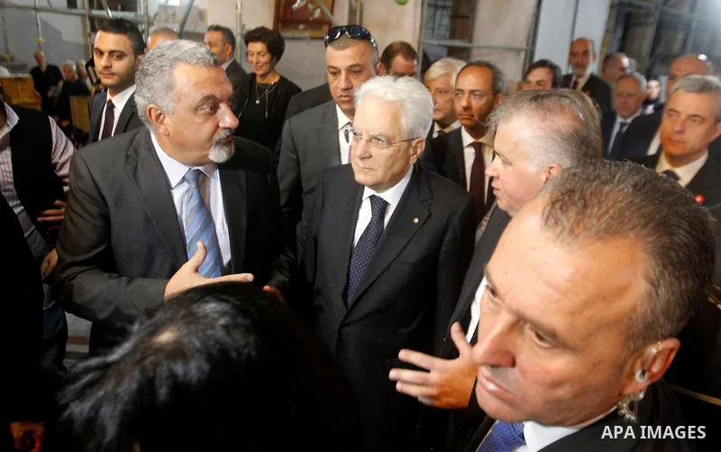 Italian President Sergio Mattarella visits the Church of the Nativity in the town of Bethlehem, the West Bank, on November 1, 2016. Photo by Wisam Hashlamoun