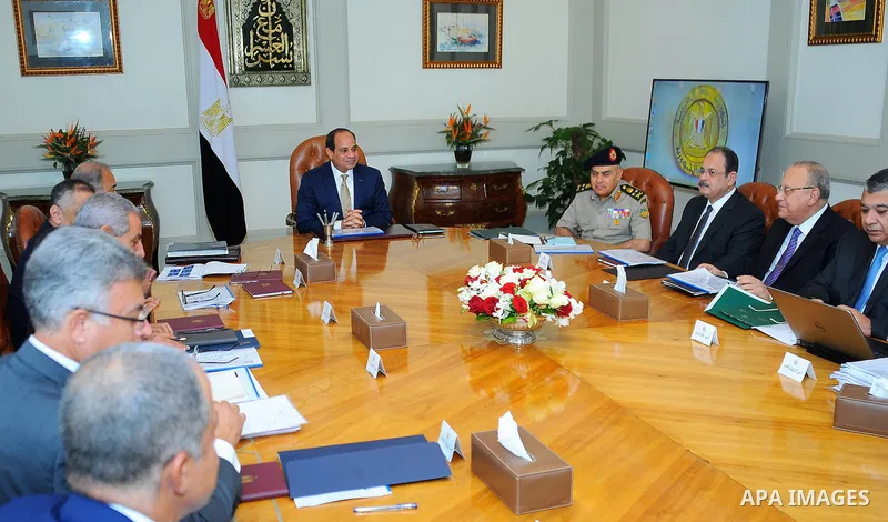 Egyptian President Abdel Fattah al-Sisi meets with the Supreme Council for Investment, in Cairo, Egypt, on Nov. 1, 2016. Photo by Egyptian President Office