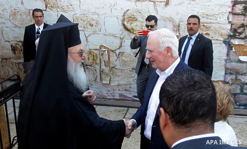 Canada's Governor General David Johnston visits the Church of Nativity in the West Bank city of Bethlehem November 5, 2016. Photo by Wisam Hashlamoun