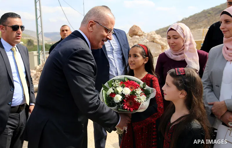 Palestinian Prime Minister, Rami Hamdallah, lays foundation stone for the housing cooperative engineers Tulkarem, in the West Bank city of Ramallah, on November 5, 2016. Photo by Prime Minister Office