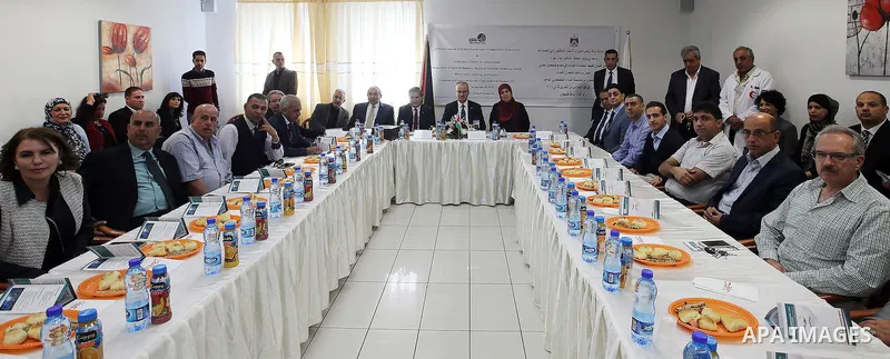 Palestinian Prime Minister Rami Hamdallah, speaks during the opening of department of surgical operations specialist at Palestinian medical complex in the West Bank city of Ramallah, on Nov. 06, 2016. Photo by Prime Mini...