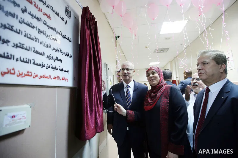 Palestinian Prime Minister Rami Hamdallah, opens the department of surgical operations specialist at Palestinian medical complex in the West Bank city of Ramallah, on Nov. 06, 2016. Photo by Prime Minister Office