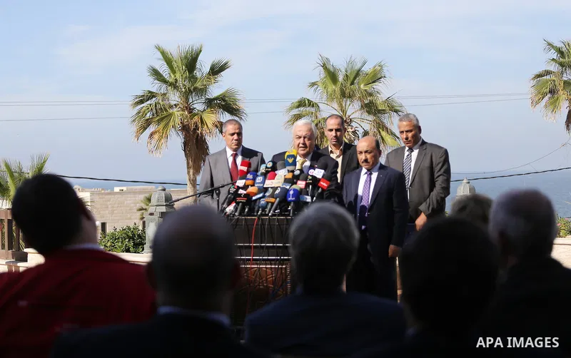Palestinian Labor Minister Mamoun Abu Shahla, speaks during a perss conference, in Gaza city, on November 8, 2016. Photo by Mohammed Asad