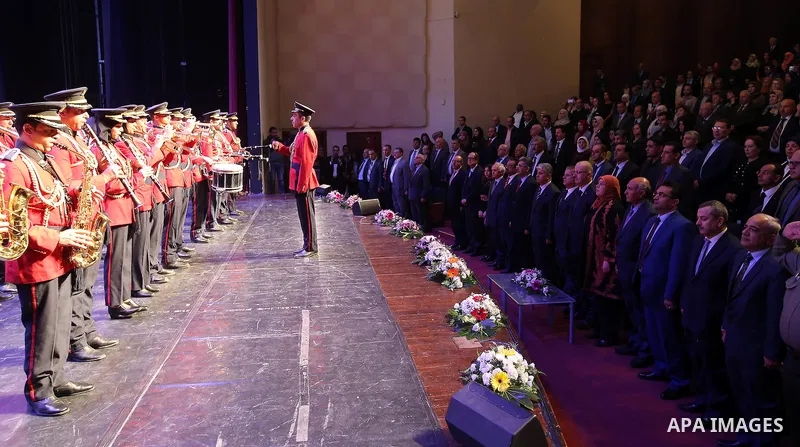Palestinian Prime Minister Rami Hamdallah attends the opening of 15th international conference of Skin doctors, in the West Bank city of Ramallah, on Nov. 08, 2016. Photo by Prime Minister Office