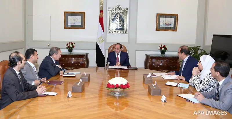 Egyptian President Abdel Fattah al-Sisi chairs a meeting, in Cairo, Egypt, on November 12, 2016. Photo by Egyptian President Office