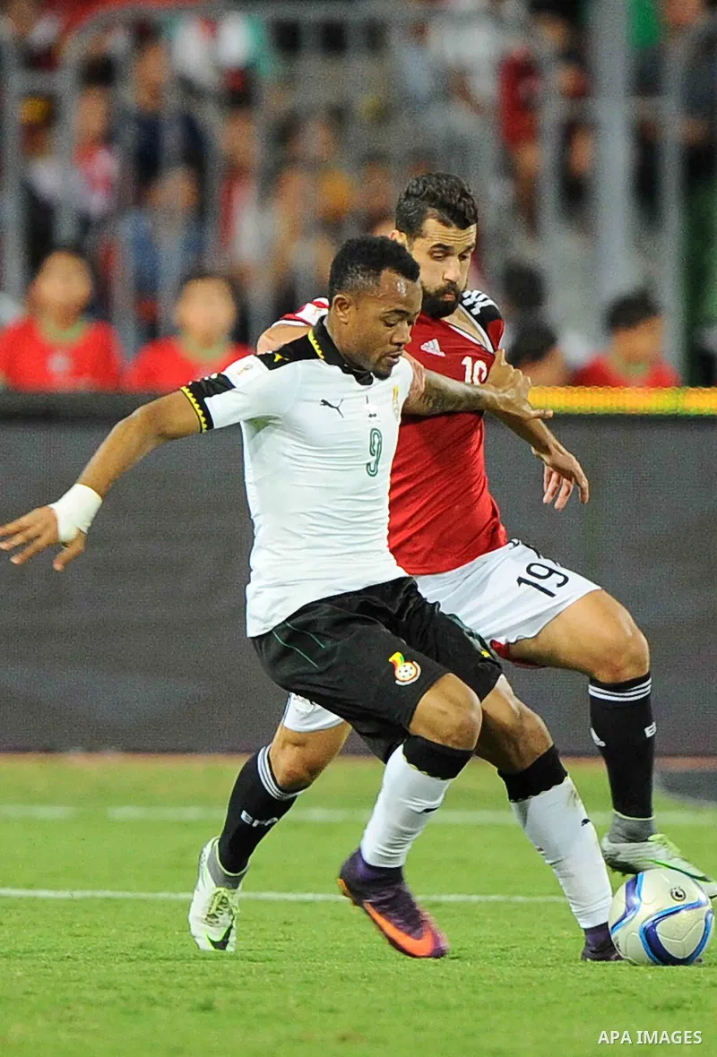 Egypt v Ghana compete during the 2018 World Cup qualifying Group E football match between Egypt and Ghana at the Borg el-Arab Stadium near Alexandria on November 13, 2016. Photo by Stringer
