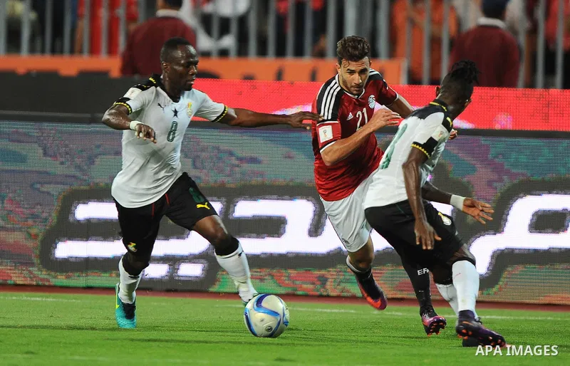 Egypt v Ghana compete during the 2018 World Cup qualifying Group E football match between Egypt and Ghana at the Borg el-Arab Stadium near Alexandria on November 13, 2016. Photo by Stringer