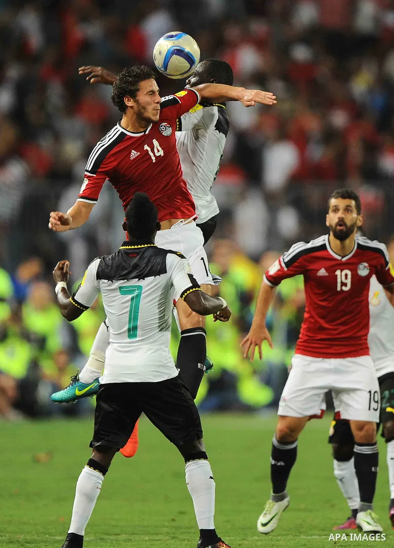 Egypt v Ghana compete during the 2018 World Cup qualifying Group E football match between Egypt and Ghana at the Borg el-Arab Stadium near Alexandria on November 13, 2016. Photo by Stringer