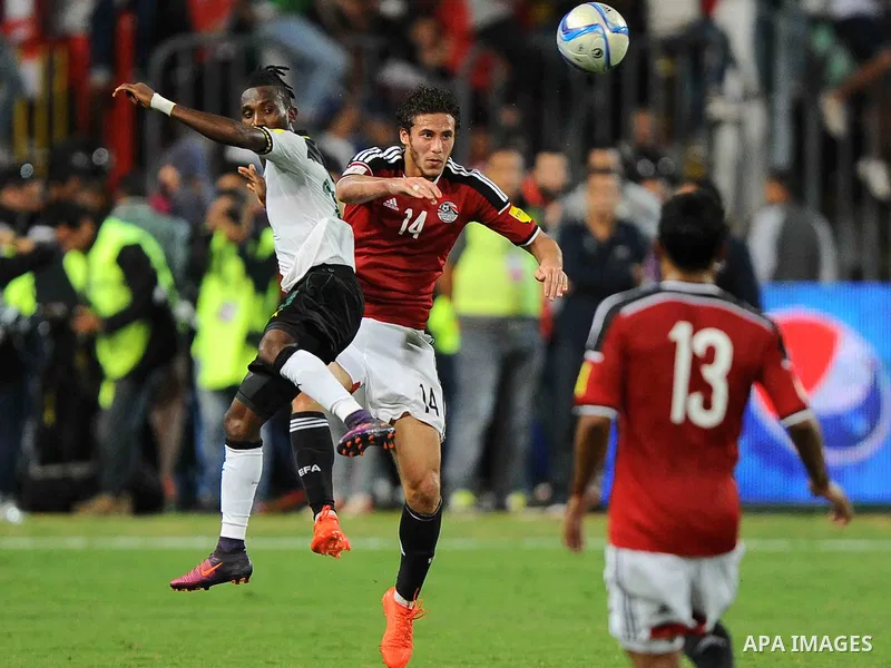 Egypt v Ghana compete during the 2018 World Cup qualifying Group E football match between Egypt and Ghana at the Borg el-Arab Stadium near Alexandria on November 13, 2016. Photo by Stringer