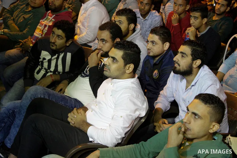 Egyptian fans watch the televised the 2018 World Cup qualifying Group E football match between Egypt and Ghana, in Cairo, Egypt on November 13, 2016. Photo by Stringer