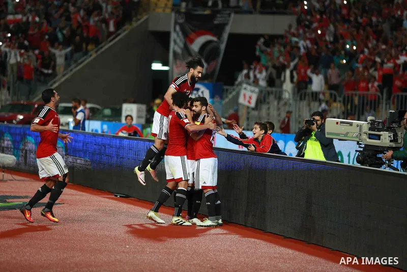 Egypt v Ghana compete during the 2018 World Cup qualifying Group E football match between Egypt and Ghana at the Borg el-Arab Stadium near Alexandria on November 13, 2016. Photo by Stringer