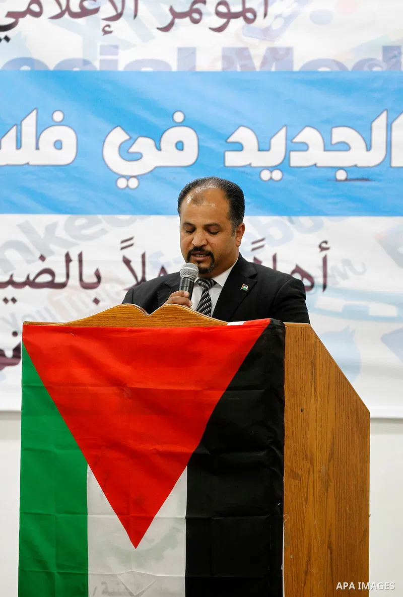 Dean of Palestine technical college Muhib Abuloha, speaks during the first Media conference, at Palestine technical college in the West Bank city of Hebron, on Nov. 20, 2016. Photo by Wisam Hashlamoun