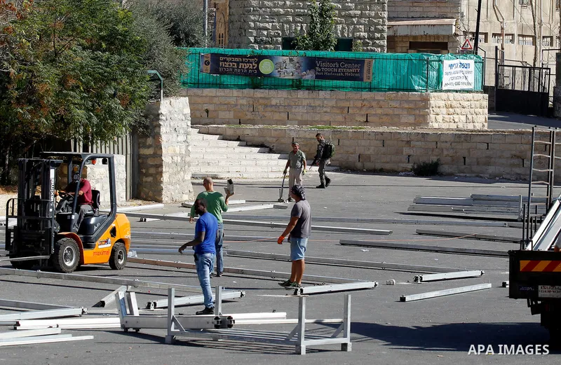 Israeli Workers build barracks in order to Judaize the area near the Ibrahimi mosque, or the Tomb of the Patriarch, a religious site to both Muslims and Jews, in the Israeli occupied West Bank city of Hebron on November...