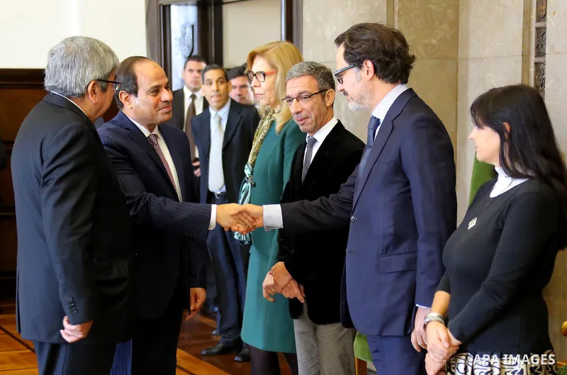Egyptian President Abdel Fattah al-Sisi meets with Portuguese officials at Portuguese Parliament in Lisbon, Portugal, 22 November 2016. Photo by Egyptian President Office