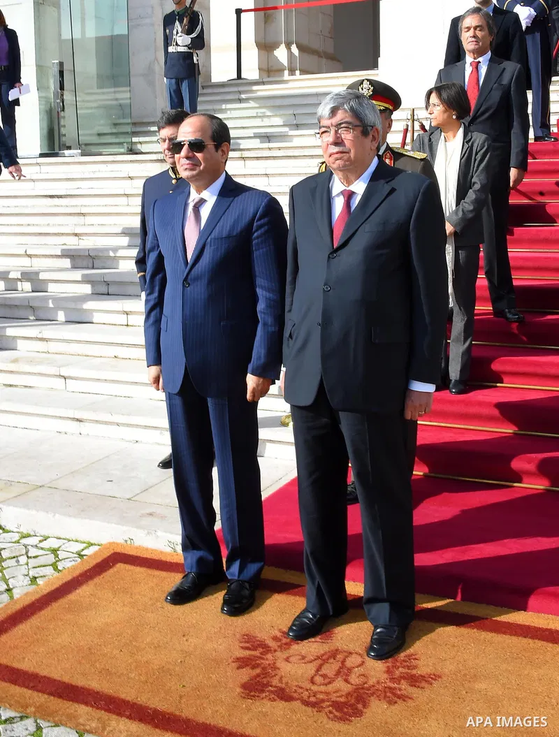 Speaker of the Portuguese Parliament Eduardo Ferro Rodrigues and Egyptian President Abdel Fattah al-Sisi review an honor guard during his visit to Portuguese Parliament in Lisbon, Portugal, 22 November 2016. Photo by Egy...