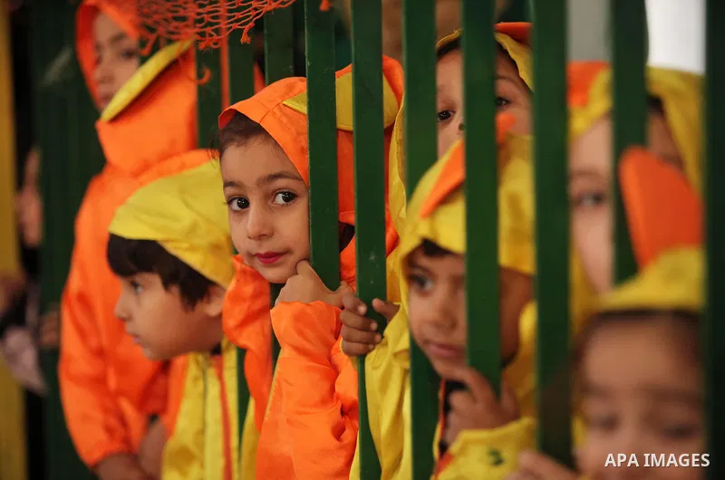 Palestinian children play during an entertaining day to mark the UN Universal Children's Day in Gaza City on November 23, 2016. Photo by Ashraf Amra