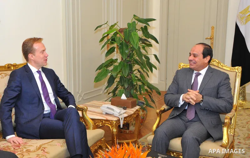 Egyptian President Abdel Fattah al-Sisi, meets with Norway's Foreign Minister, Borge Brende, in Cairo, Egypt, on November 26, 2016. Photo by Egyptian President Office