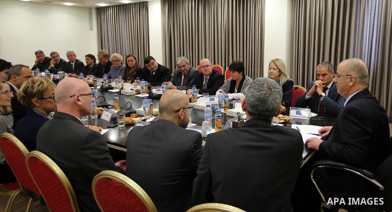 Palestinian Prime Minister Rami Hamdallah, will meet Consuls, ambassadors and representatives of the European Union to Palestine in the West Bank city of Ramallah on November 30, 2016. Photo by Mohammed Asad