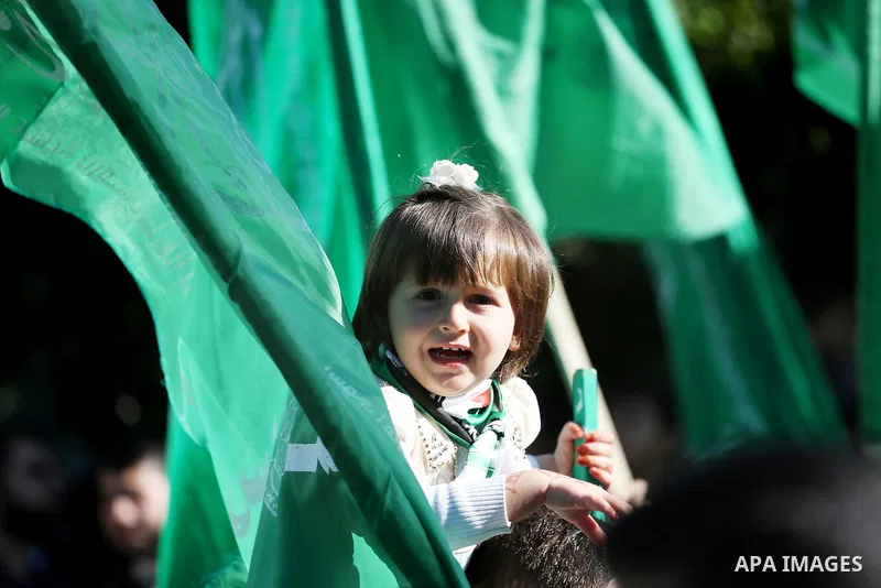 Palestinian Hamas supporters take part in a rally marking the 29th anniversary of Hamas foundation, in Jabalia in the northern of Gaza Strip, on December 09, 2016. Photo by Mohammed Asad