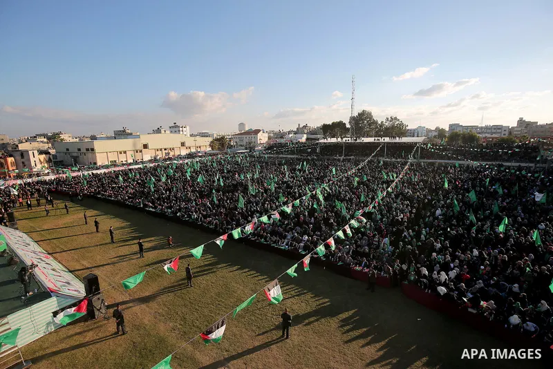 Palestinians take part in a rally marking the 29th anniversary of the founding of the Hamas movement, in Khan Younis in the southern Gaza Strip December 11, 2016. Photo by Abed Rahim Khatib