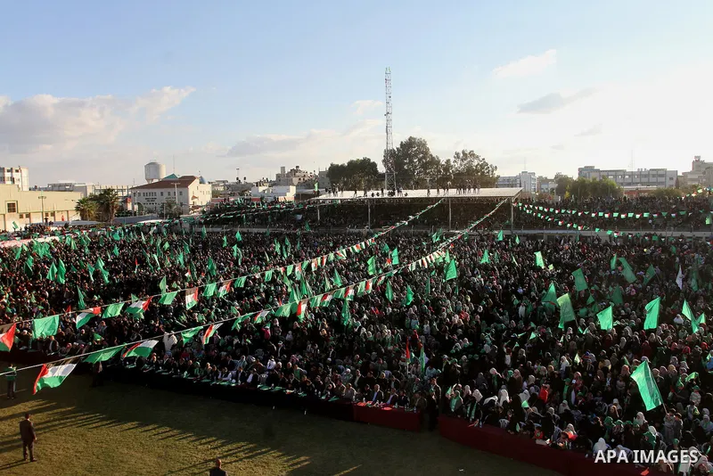Palestinians take part in a rally marking the 29th anniversary of the founding of the Hamas movement, in Khan Younis in the southern Gaza Strip December 11, 2016. Photo by Abed Rahim Khatib