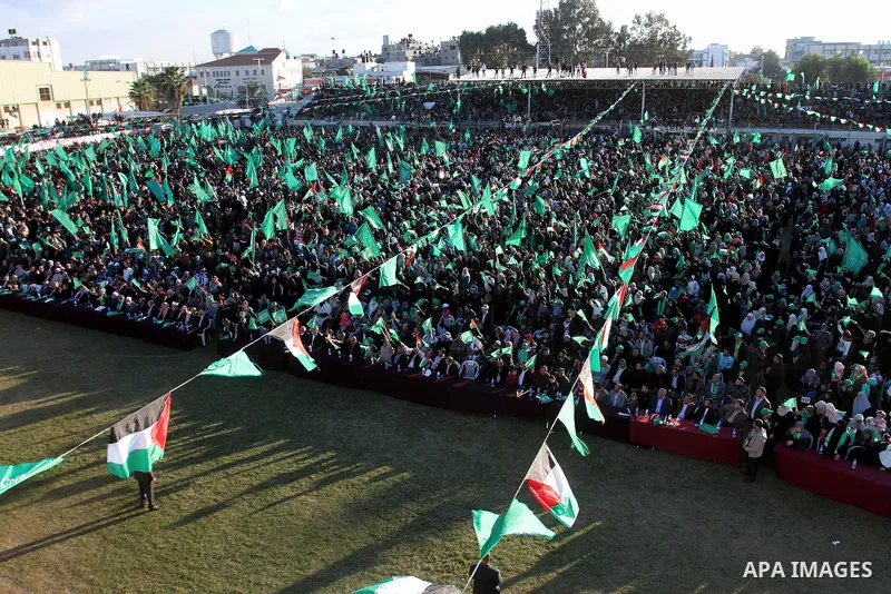 Palestinians take part in a rally marking the 29th anniversary of the founding of the Hamas movement, in Khan Younis in the southern Gaza Strip December 11, 2016. Photo by Abed Rahim Khatib