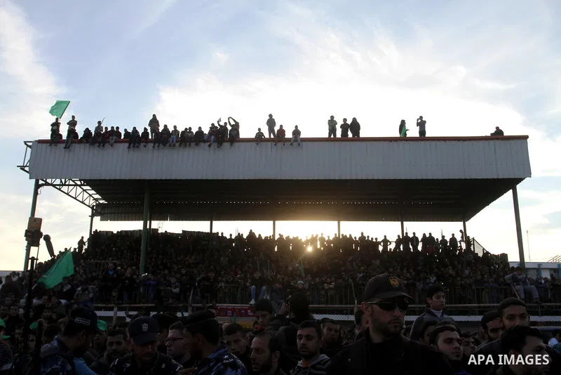 Palestinians take part in a rally marking the 29th anniversary of the founding of the Hamas movement, in Rafah in the southern Gaza Strip December 16, 2016. Photo by Abed Rahim Khatib