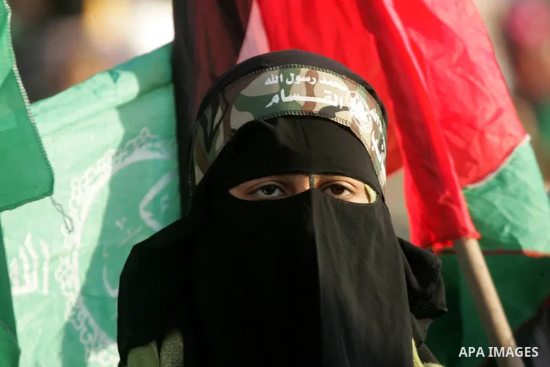 Palestinians take part in a rally marking the 29th anniversary of the founding of the Hamas movement, in Rafah in the southern Gaza Strip December 16, 2016. Photo by Abed Rahim Khatib