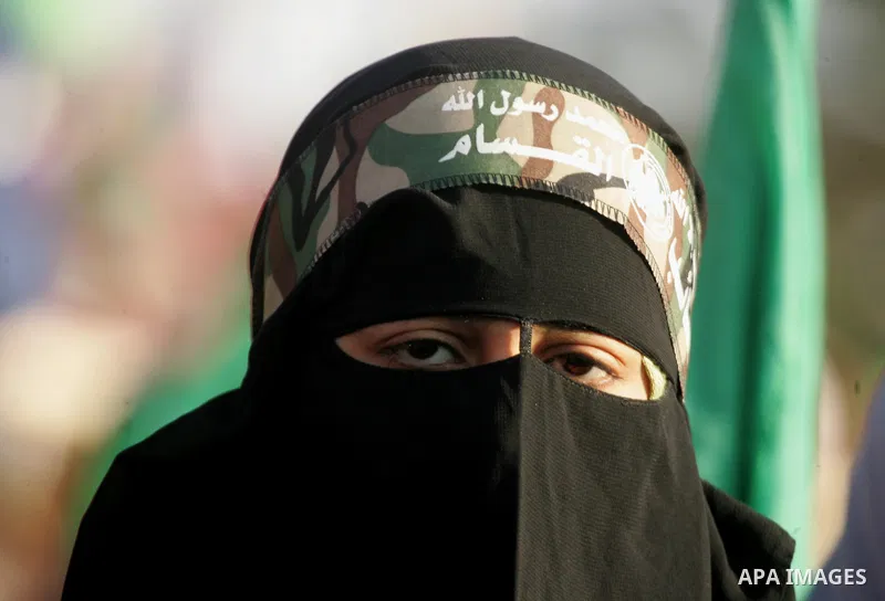 Palestinians take part in a rally marking the 29th anniversary of the founding of the Hamas movement, in Rafah in the southern Gaza Strip December 16, 2016. Photo by Abed Rahim Khatib