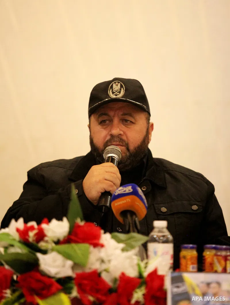 Palestinian police chief in the Gaza Strip, Tayseer Al-Batsh attends a meeting with men of reforms in Deir al-Balah in central Gaza on December 26, 2016. Photo by Ashraf Amra