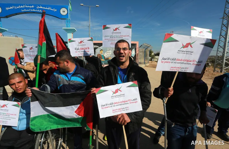Palestinians take part in a protest calling for end the Israeli blockade on Gaza Strip, near Erez Crossing between Israel and northern Gaza Strip, on january 5, 2017. Photo by Mohammed Asad