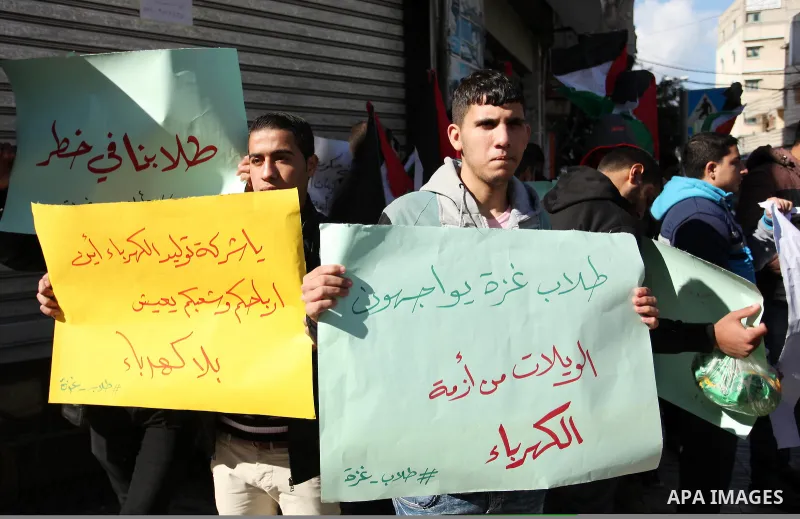 Palestinians take part in a demonstration against the ongoing electricity shortages in Gaza city on January 15, 2017. Power shortages in the Palestinian enclave have occurred repeatedly in recent weeks, with homes in Gaz...